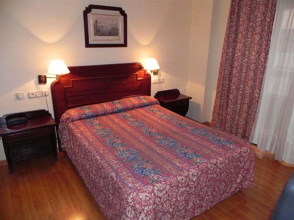 Ana Maria Hotel