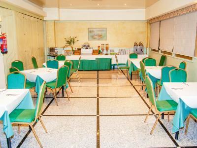 Ana María Hotel 3*